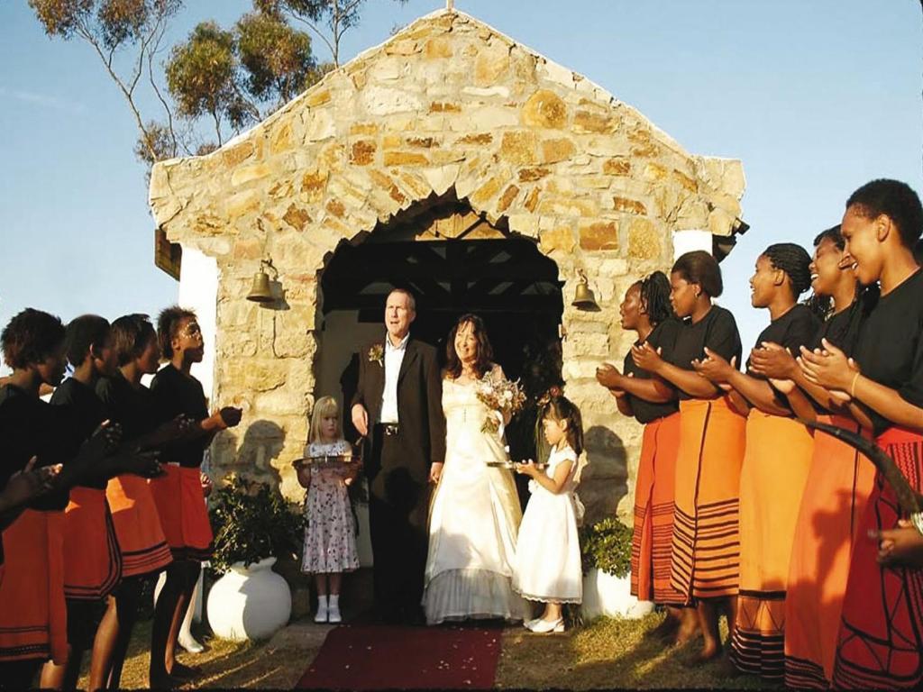 Leeuwenbosch Country House - Amakhala Game Reserve Exterior photo